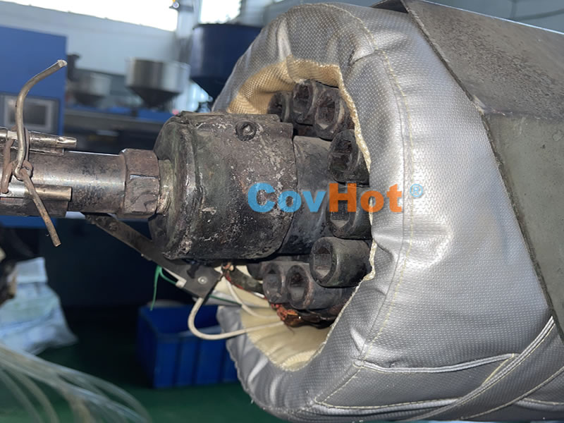 <a href=http://www.hotskys.com/e/tags/?tagname=%E6%B3%A8%E5%A1%91%E6%9C%BA%E4%BF%9D%E6%B8%A9 target=_blank class=infotextkey>注塑機(jī)保溫</a>,炮筒<a href=http://www.hotskys.com/e/tags/?tagname=%E4%BF%9D%E6%B8%A9%E5%A5%97 target=_blank class=infotextkey>保溫套</a>,方便檢修